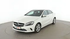 Weiß Gebraucht 2016 Mercedes A180 Urban Limousine | 17.390 € (Fairer Preis)