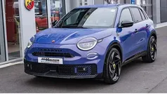 Violett Gebraucht 2025 Abarth 600e Scorpionissima SUV | 42.675 € (Fairer Preis)