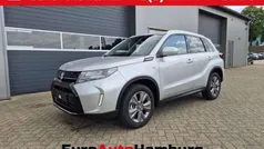 Silky silver metallic Neu 2025 Suzuki Vitara Comfort SUV | 24.090 € (Fairer Preis)