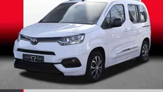 Weiß Gebraucht 2024 Toyota Proace Verso City Kombi | 28.789 € (Fairer Preis)