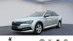 Silber Gebraucht 2022 Skoda Superb Ambition Kombi | 23.295 € (Fairer Preis)