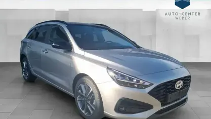 Ny Hyundai i30 Advantage 140 HK (102 kW) 2025 Sølv Stationcar