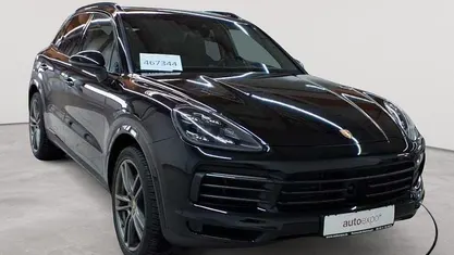 Gebraucht Porsche Cayenne S Platinum Edition 441 PS (324 kW) 2023 Chromitschwarz metallic SUV