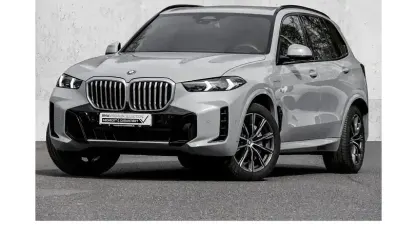 Gebraucht BMW X5 M Sport 489 PS (359 kW) 2025 Grau SUV