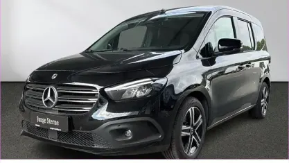 Gebraucht Mercedes T180 Progressive 116 PS (85 kW) 2025 Schwarz Van / Kleinbus