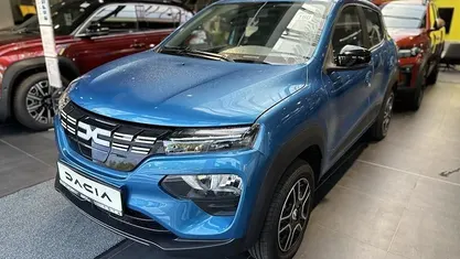 Blau Gebraucht 2024 Dacia Spring Essentiel Kleinwagen | 13.489 € (Superpreis)