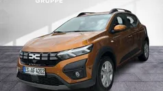 Orange Gebraucht 2024 Dacia Sandero Expression Kleinwagen | 17.790 € (Fairer Preis)