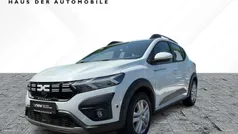 Gebraucht 2024 Dacia Sandero Expression Kleinwagen | 17.982 € (Fairer Preis)