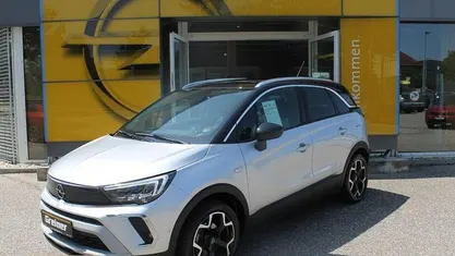 Silber Gebraucht 2024 Opel Crossland X Ultimate SUV | 17.980 € (Fairer Preis)