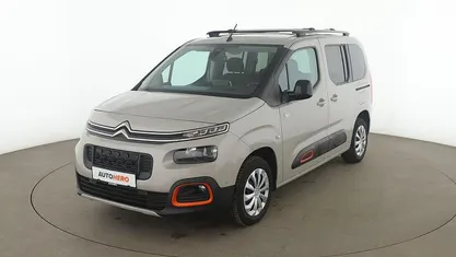 Grau Gebraucht 2021 Citroën Berlingo PureTech Van / Kleinbus | 23.060 € (Fairer Preis)
