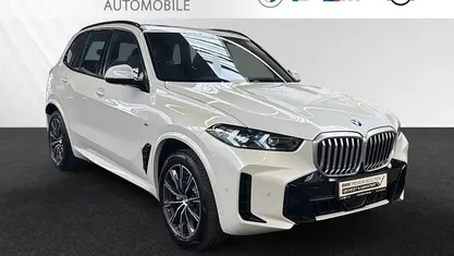 Gebraucht BMW X5 M Sport 352 PS (258 kW) 2024 Mineralweiss metallic SUV