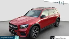 Gebraucht 2025 Mercedes GLB200 AMG line SUV | 43.250 € (Fairer Preis)