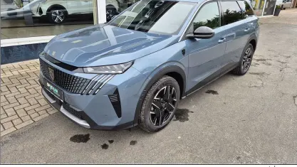 Nouvelle Peugeot 5008 GT 136 ch (100 kW) 2026 Bleue SUV