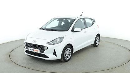 Gebraucht Hyundai i10 Select 67 PS (49 kW) 2021 Weiß Kleinwagen