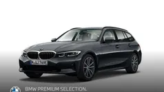 Mineralgrau metallic Gebraucht 2021 BMW 330e Advantage Kombi | 26.790 € (Fairer Preis)