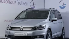 Silber (reflexsilber) Gebraucht 2015 VW Touran Comfortline Van / Kleinbus | 14.790 € (Teuer)