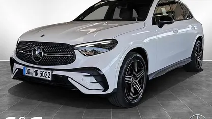Unilack polarweiß Gebraucht 2025 Mercedes GLC220 AMG SUV | 58.399 € (Fairer Preis)