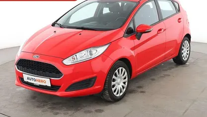 Gebraucht Ford Fiesta Trend 95 PS (69 kW) 2016 Rot Limousine