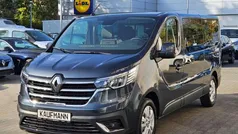 Grau Gebraucht 2023 Renault Trafic Life Van | 34.890 € (Fairer Preis)