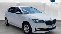 Weiß Neu 2025 Skoda Fabia Essence Limousine | 20.720 € (Fairer Preis)