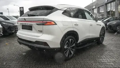 Brugt MG HS Luxury 272 HK (200 kW) 2025 Sort SUV