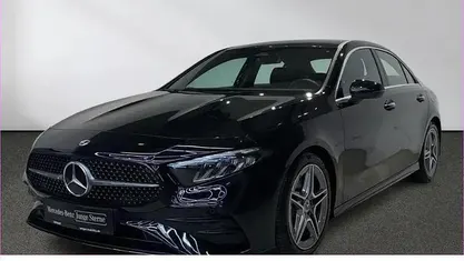 Usata Mercedes A180 AMG line 136 CV (100 kW) 2023 Nero Berlina
