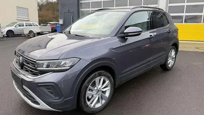 Rauchgrau metallic Neu 2025 VW T-Cross Life SUV | 28.990 € (Fairer Preis)