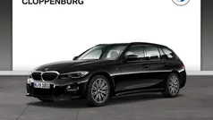 Schwarz Gebraucht 2021 BMW 320 Shadowline Kombi | 29.490 € (Fairer Preis)