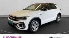 Weiss Gebraucht 2024 VW T-Roc R-line SUV | 31.490 € (Fairer Preis)