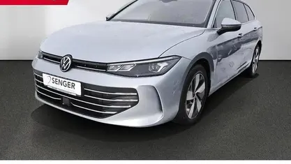 Gebraucht VW Passat Business 150 PS (110 kW) 2025 Oyster silver Kombi