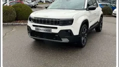 Snow white Gebraucht 2023 Jeep Avenger EV Altitude SUV | 29.900 € (Fairer Preis)