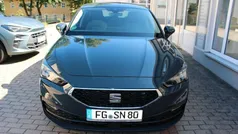 Fjordblau Neu 2025 Seat Leon Style Limousine | 23.490 € (Guter Preis)