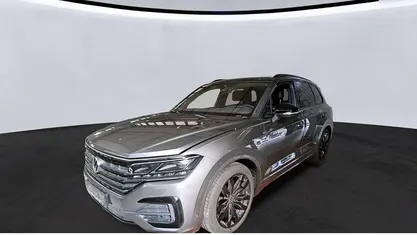 Gebraucht VW Touareg R-line 286 PS (210 kW) 2023 Grau SUV