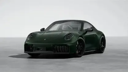 Neu Porsche 911 Carrera 4 GTS 541 PS (397 kW) 2025 Grün Coupé