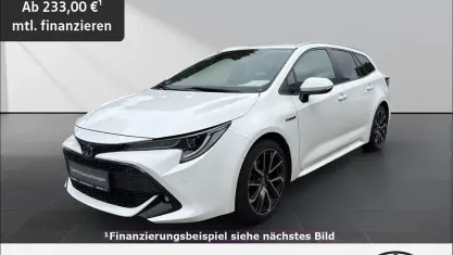 Gebraucht Toyota Corolla Club 184 PS (135 kW) 2019 Pure) white ii (weiss Kombi