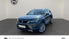Grau Gebraucht 2020 Seat Ateca XCELLENCE SUV | 23.980 € (Fairer Preis)