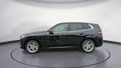 Nouă BMW X3 Sport Line 208 CP (152 kW) 2026 Negru SUV