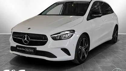 Gebraucht Mercedes B200 Progressive 163 PS (119 kW) 2025 Unilack polarweiß Van / Kleinbus