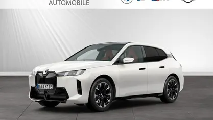 Begagnad BMW iX M Sport 455 kW (619 HK) 2025 Vit SUV