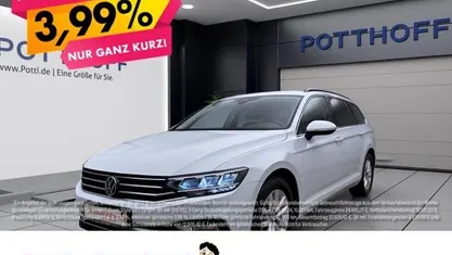 Weiss Gebraucht 2023 VW Passat Business Kombi | 26.577 € (Fairer Preis)