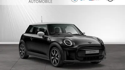 Gebraucht Mini Cooper 136 PS (100 kW) 2021 Midnight black metallic Kleinwagen