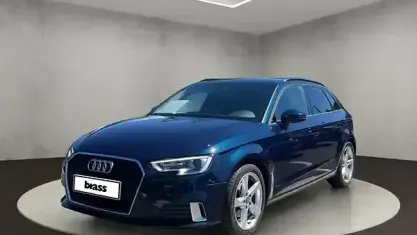 Gebraucht Audi A3 Design 116 PS (85 kW) 2019 Kosmosblau metallic Limousine