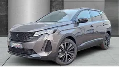 Platiniumgrau Gebraucht 2024 Peugeot 5008 GT SUV | 30.880 € (Guter Preis)