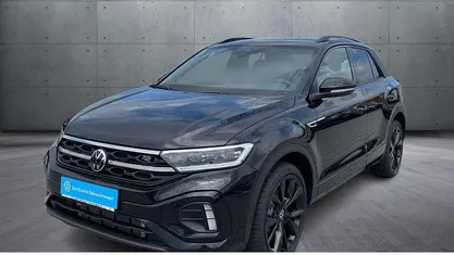 Deep black perleffekt Gebraucht 2024 VW T-Roc R-line SUV | 31.570 € (Fairer Preis)