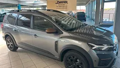 Grau Gebraucht 2025 Dacia Jogger Limousine | 22.490 € (Fairer Preis)