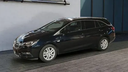 Gebraucht Opel Astra Dynamic 125 PS (91 kW) 2018 Tiefsee blau metallic (metallic) Kombi