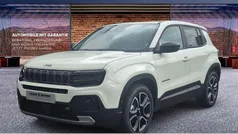 Schwarz Neu 2025 Jeep Avenger EV Summit SUV | 33.900 € (Fairer Preis)