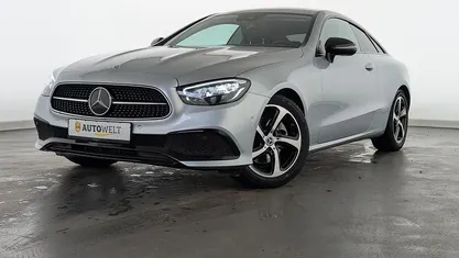 Gebraucht Mercedes E200 Avantgarde 211 PS (155 kW) 2021 Coupé