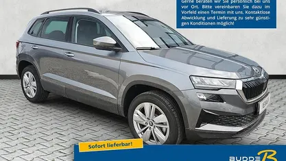 Gebraucht 2025 Skoda Karoq Selection SUV | 28.990 € (Guter Preis)