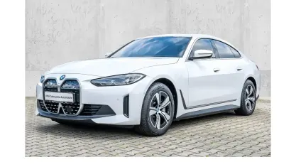 Gebraucht BMW i4 Sport Line 250 kW (340 PS) 2023 Weiß Limousine